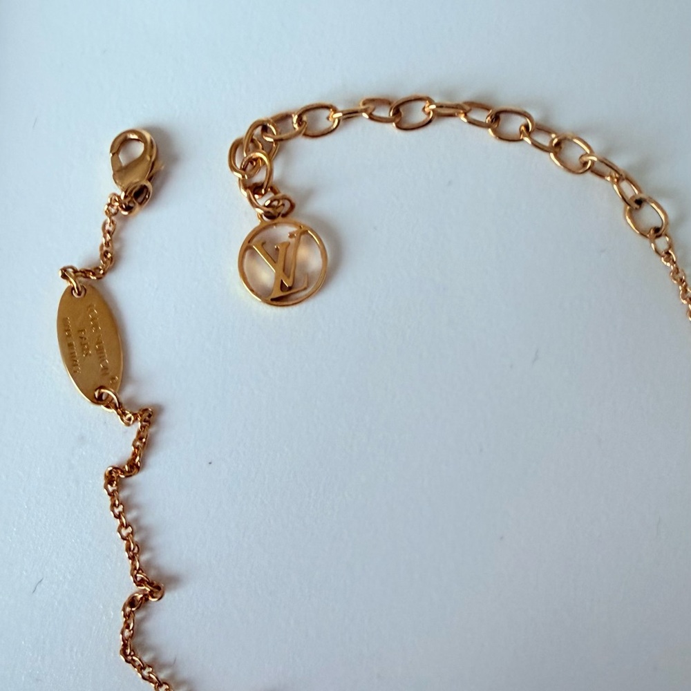 Louis Vuitton Iconic Enamel Rose Gold Necklace (Like-new) - Picture 8 of 11